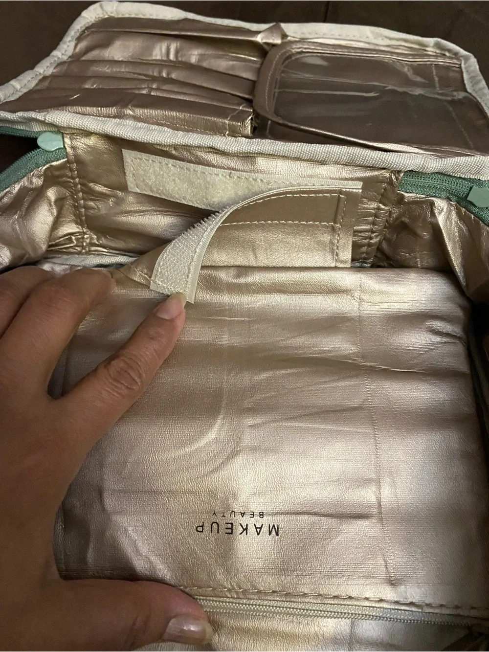 Makeup Travel Pouch - Sage Green